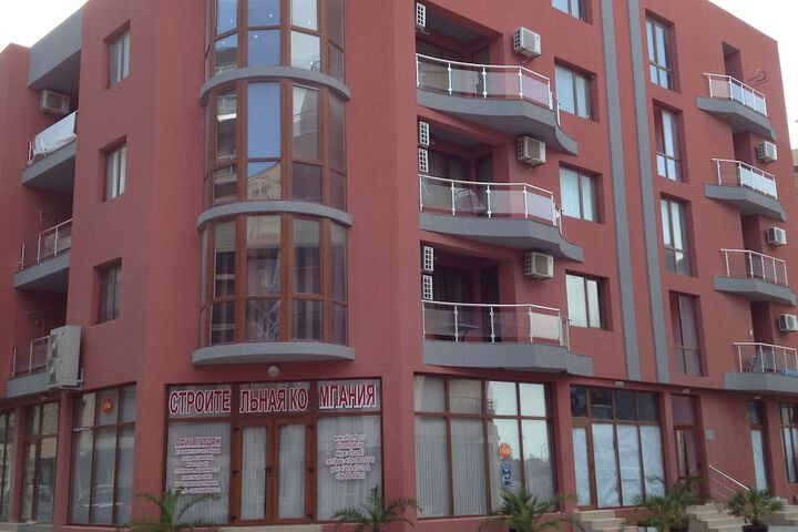 Property image 3