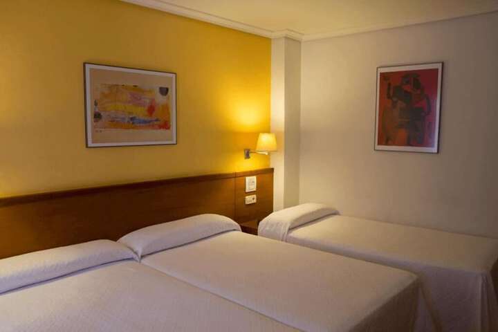 Room 14 of 46