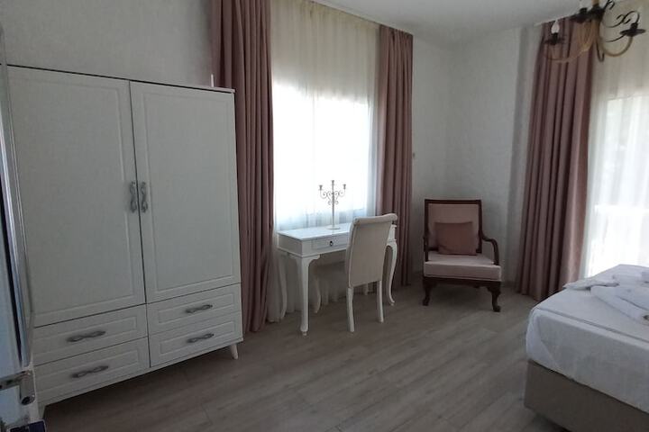 Room 25 of 56