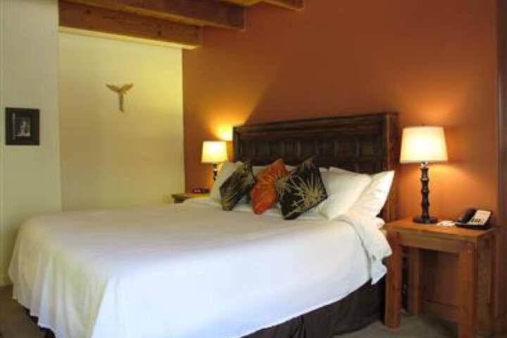 Room 47 of 93