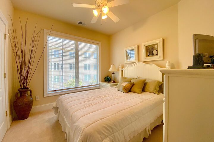 Room 20 of 133