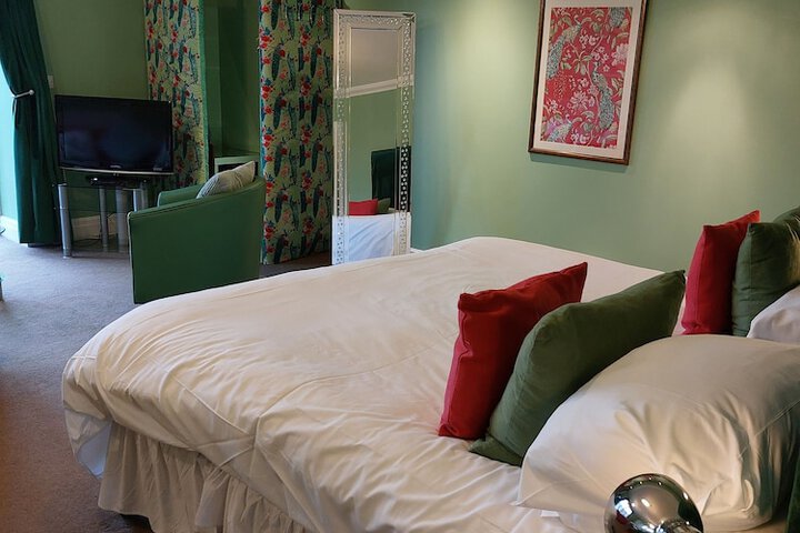 Room 36 of 44