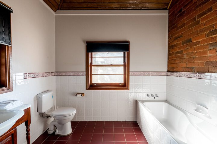 Room 44 of 58