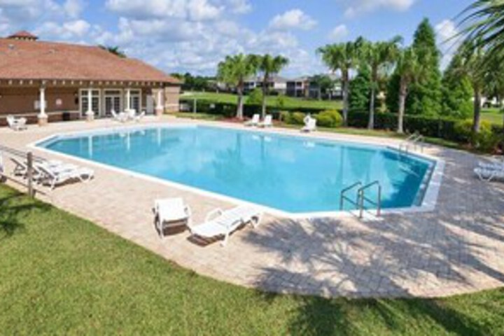 Pool 41 of 67