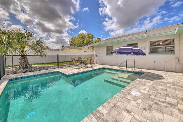 Apollo Beach Gem w / Pool: the Flamingo House'
