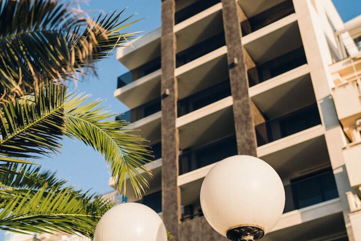 Hotel 50 of 53