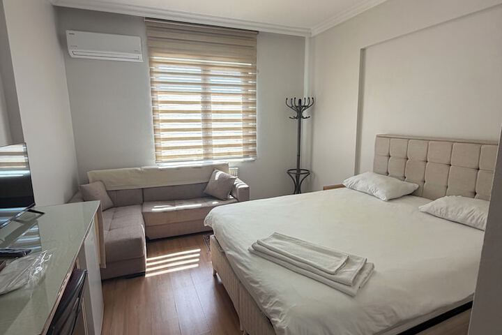 Room 7 of 21
