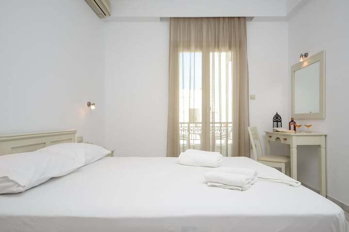 Room 30 of 107