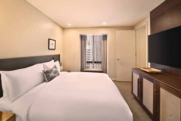 Room 27 of 150