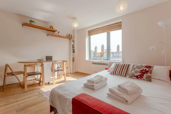 Charming 1 Bedroom Property Next to Clapham Common
