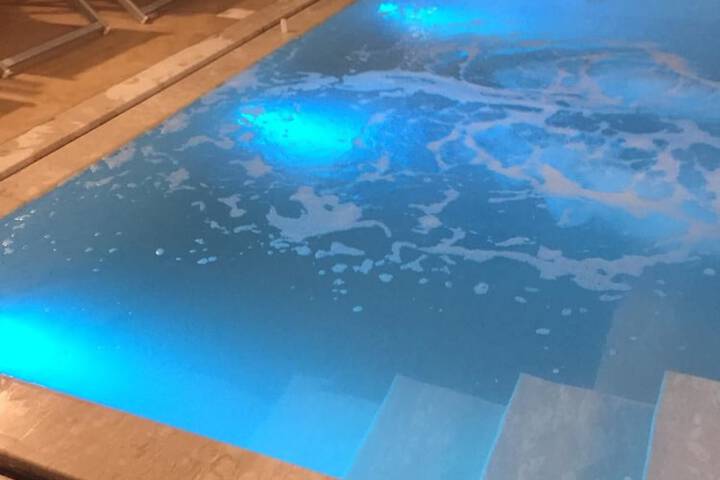 Hotel Pool