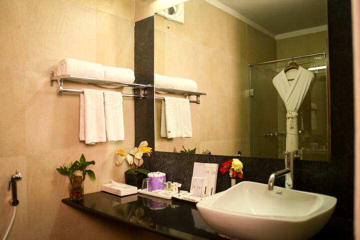 Room 17 of 29