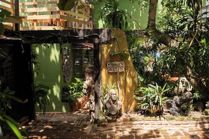 Hotel Exterior 108 of 132