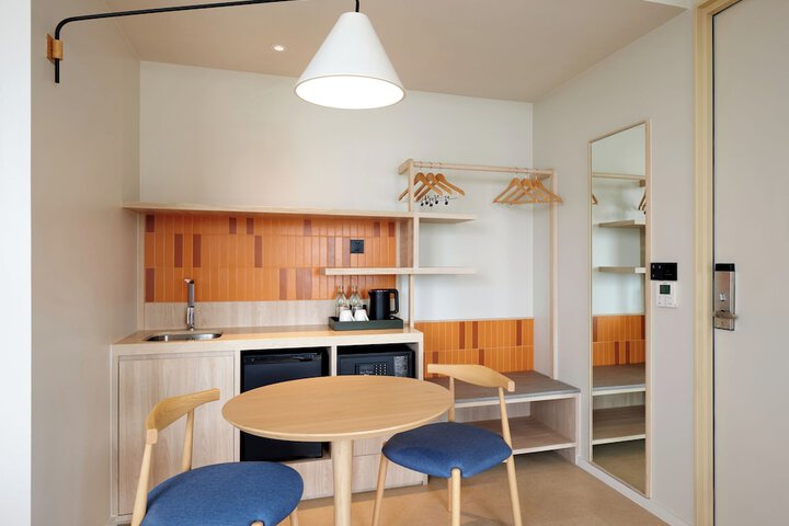 Room 20 of 39