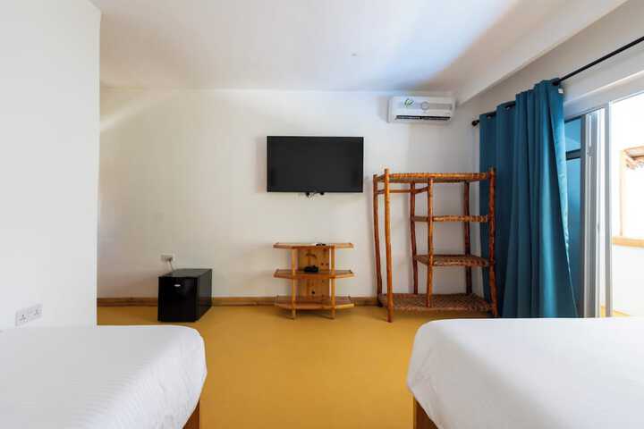 Room 45 of 138