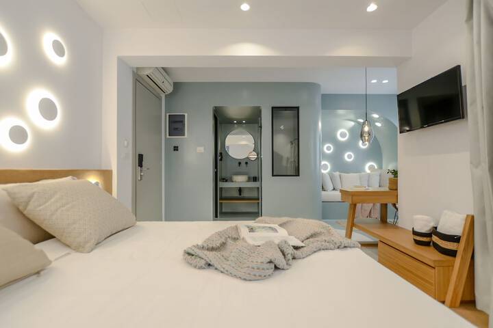 Room 144 of 199