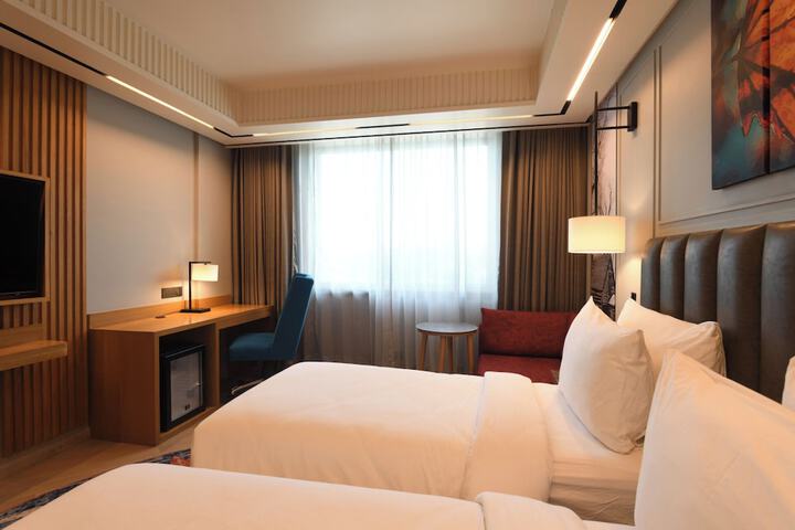 Room 21 of 69