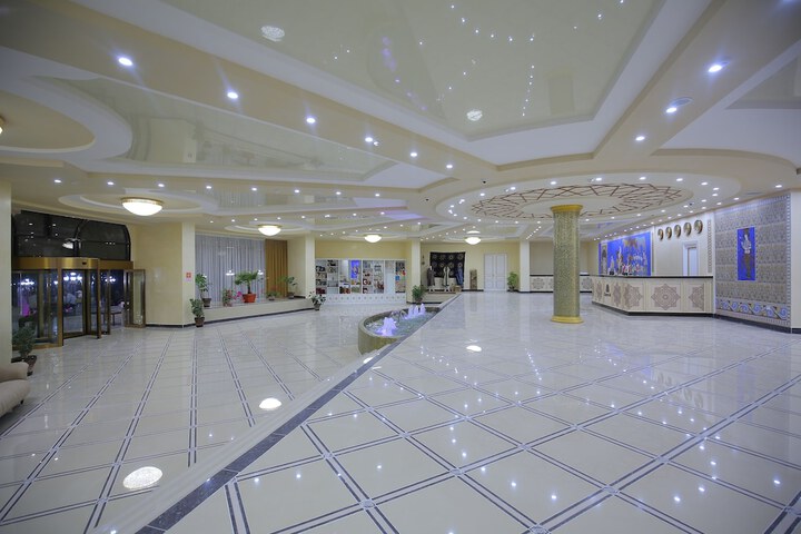 Hotel Interior 4 of 31