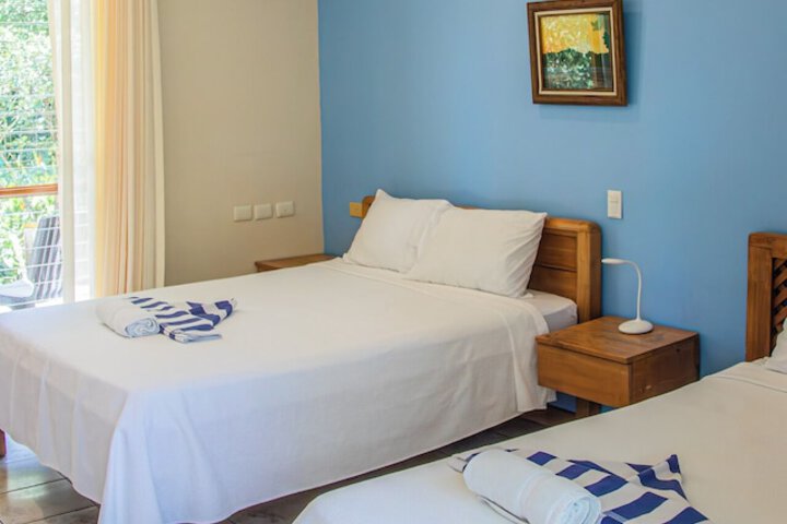 Room 5 of 25