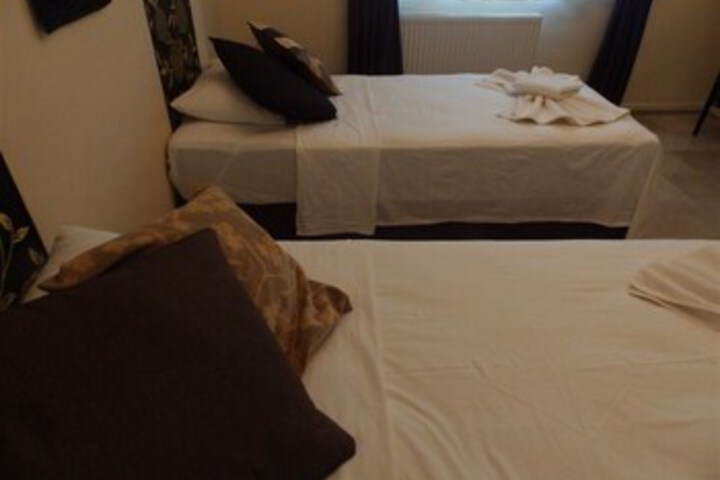 Room 1 of 66