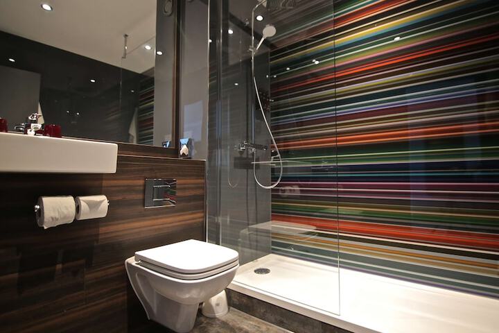 Bathroom Interior Photo