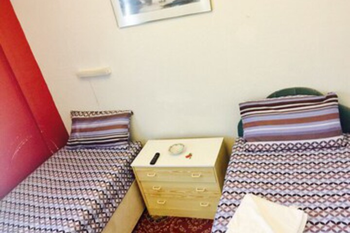 Room 52 of 70