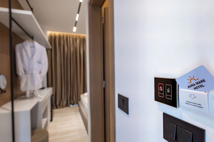 Room 64 of 244
