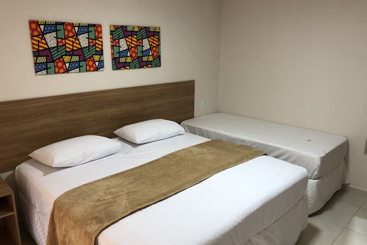 Room 10 of 40