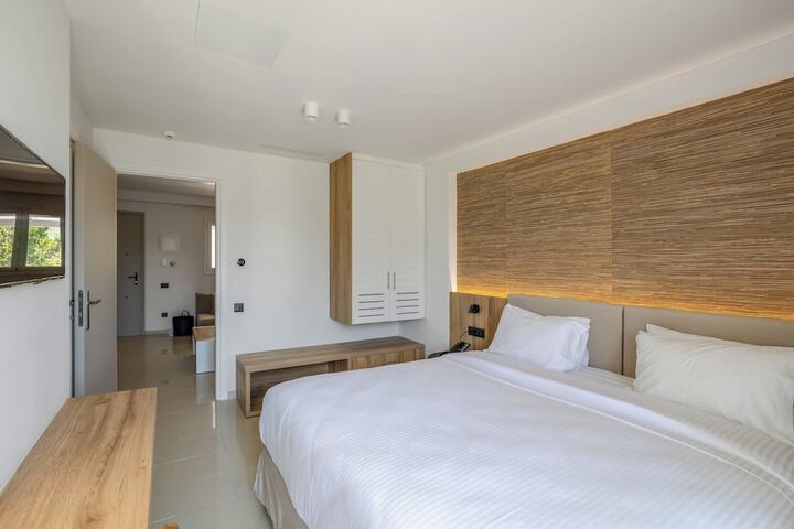 Room 29 of 208