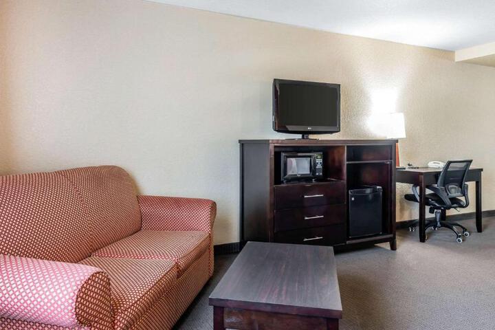 Standard Room, King or Two Doubles