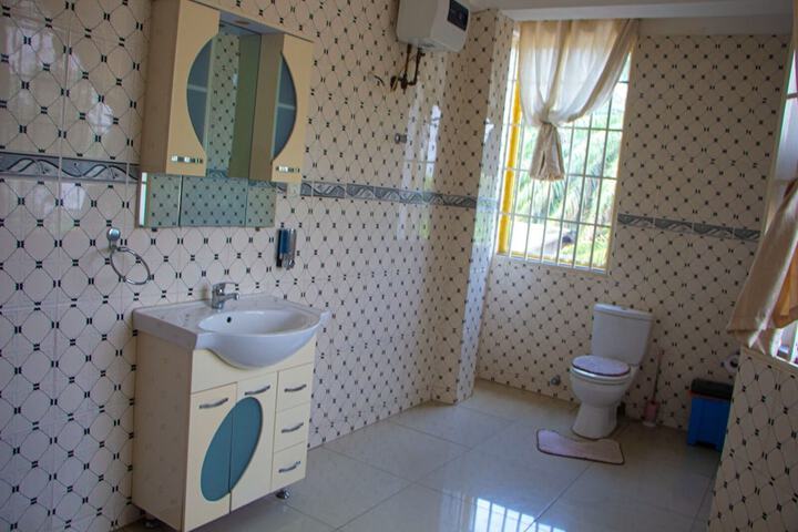 Room 15 of 27