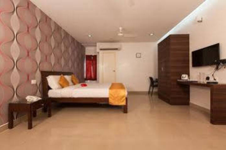 ULO ARAVINDAR RESIDENCY