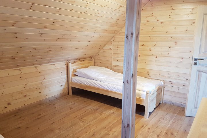 Room 9 of 40