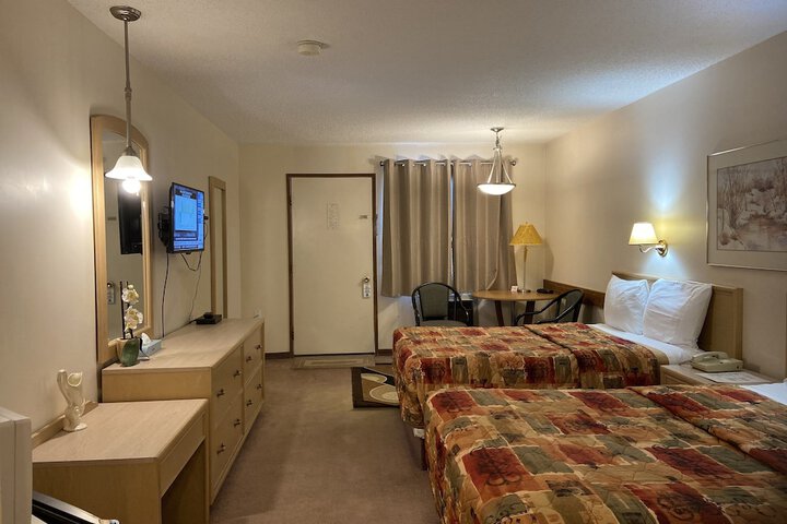 Room 18 of 133