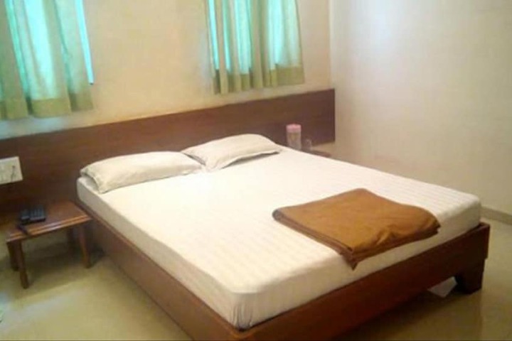 Room 15 of 44