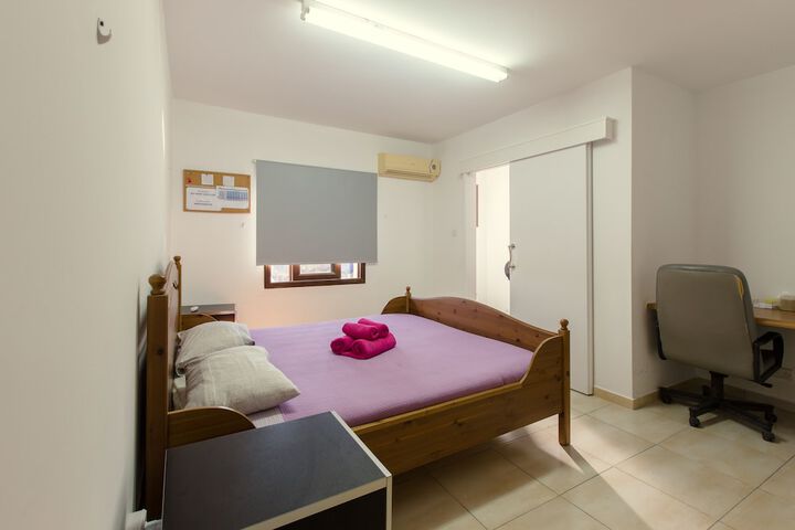 Room 39 of 63