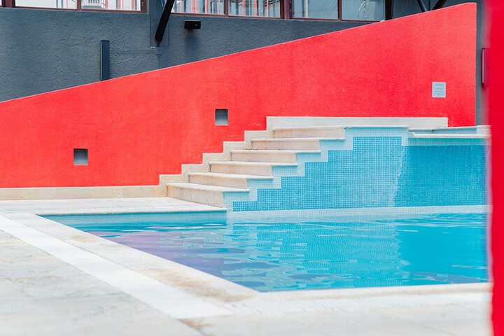 Hotel Pool