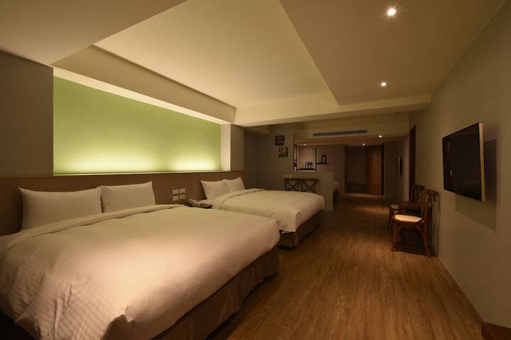 Room 12 of 45