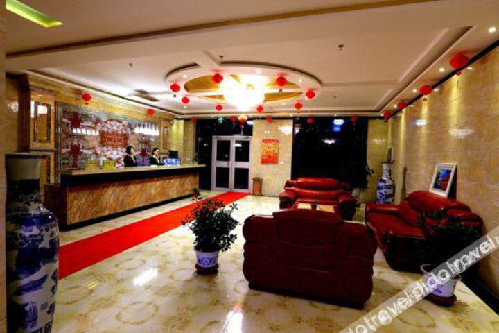 Hotel Interior 8 of 16