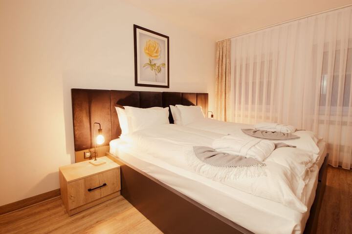 Room 16 of 23