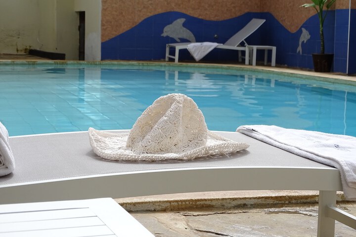Pool 78 of 104