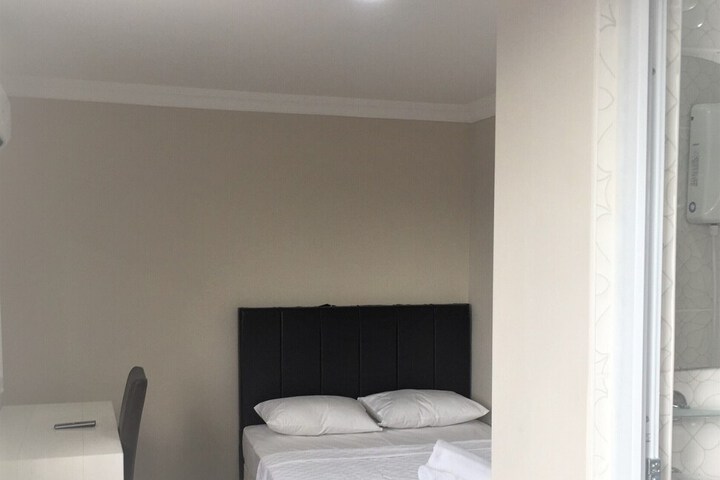 Room 14 of 19