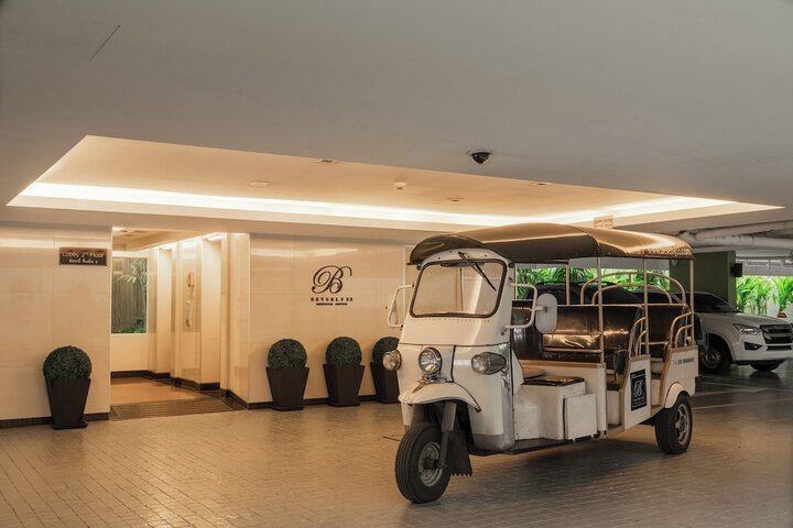 Airport shuttle