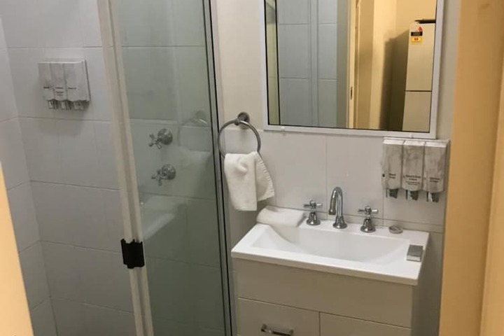 Room 16 of 20