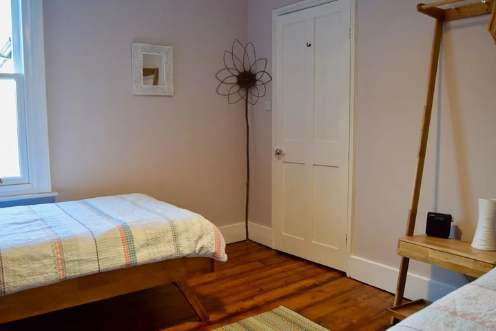 Room 3 of 18