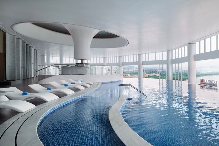Pool 50 of 126