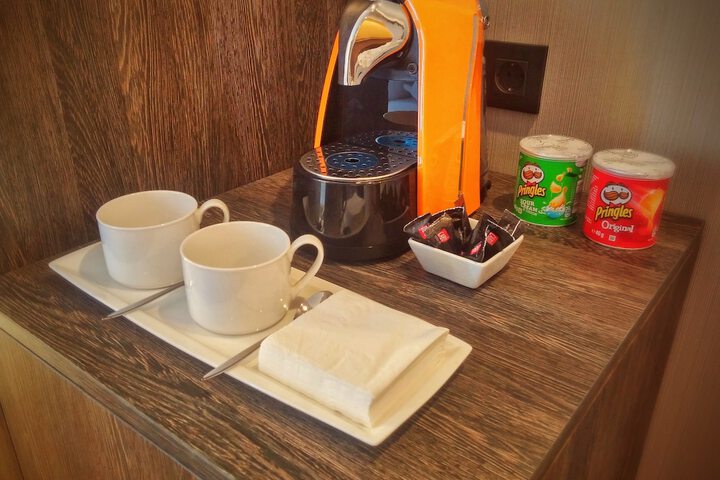 Breakfast/Coffee Service 16 of 57