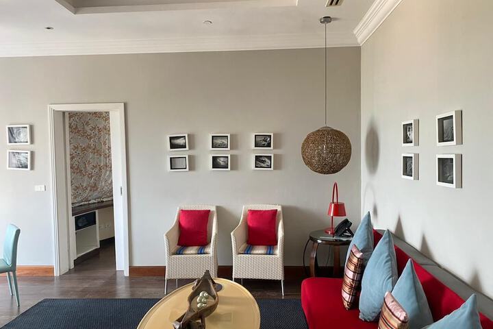 Room 4 of 41