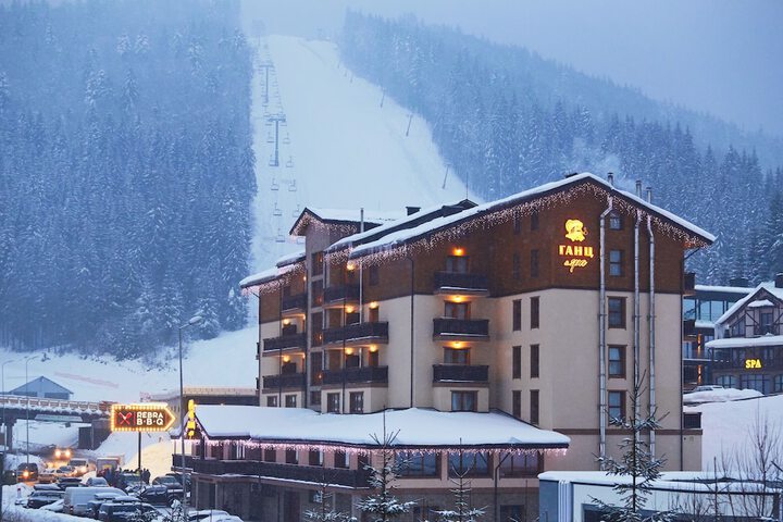 Hotel 85 of 89