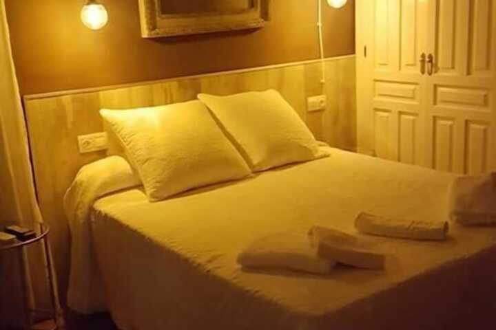 Room 15 of 43
